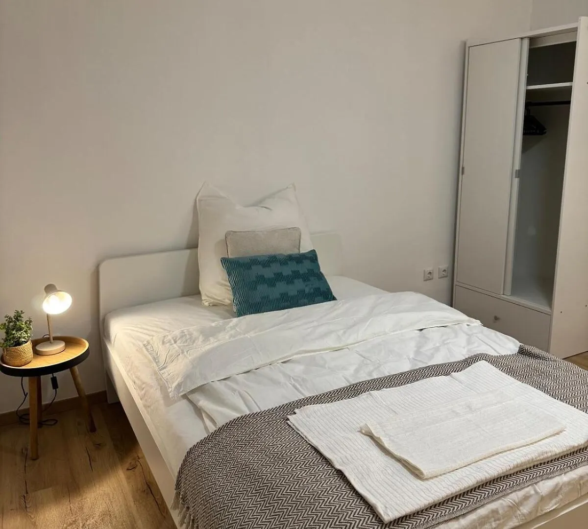 New 3-Room Apartment With Garden Bad Bocklet